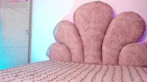 Snapshot of arianna_gren chatting on 09.19.25 Arianna online show from 09.19.25