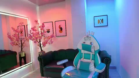 arianna_sweeet online show from 10.02.25