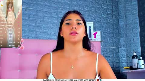 Snapshot of ariannalewis1 chatting on 01.17.25 Arianna online show from 01.17.25
