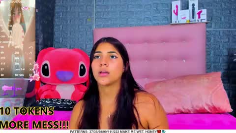 Snapshot of ariannalewis1 chatting on 01.17.25 Arianna online show from 01.17.25