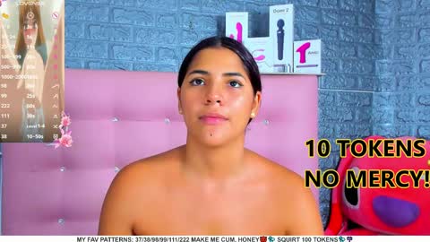 Snapshot of ariannalewis1 chatting on 01.31.25 Arianna online show from 01.31.25