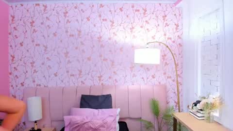 Arianna online show from 10.31.25