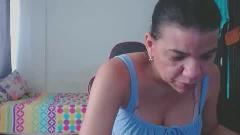 ariannaloovel online show from 03.02.26