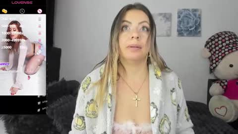 ariannawil online show from 01.10.26