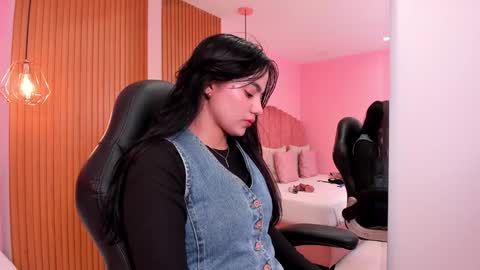 Ariel online show from 01.21.25