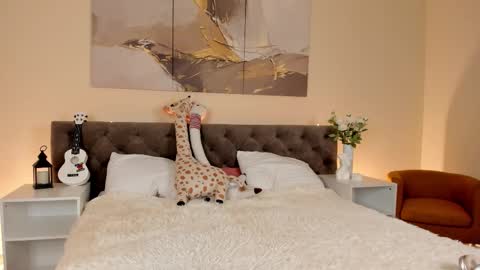 Snapshot of ariella_sol chatting on 10.03.25 Ariella GTM3  Tue Wed Thu Fri Sat  0400 am-1030pm online show from 10.03.25