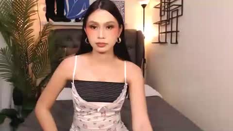 MIRA GREYSON online show from 11.26.25