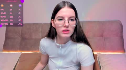 Snapshot of ariellateska chatting on 03.02.25 Ariella online show from 03.02.25