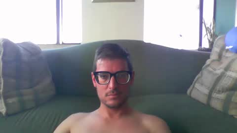 Snapshot of arielsinho chatting on 12.01.24 Anon online show from 12.01.24