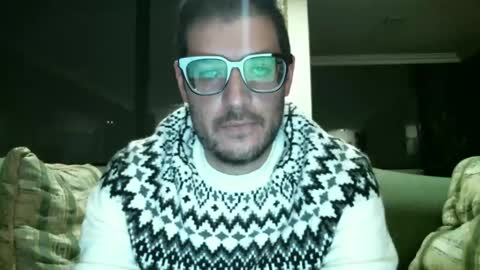 Snapshot of arielsinho chatting on 01.01.25 Anon online show from 01.01.25
