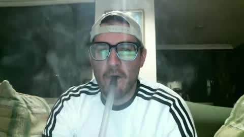 Snapshot of arielsinho chatting on 01.20.25 Anon online show from 01.20.25