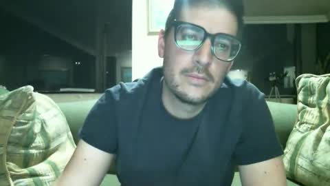 Snapshot of arielsinho chatting on 10.06.25 Anon online show from 10.06.25