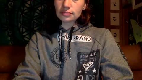 ariel  colin when hes here online show from 12.22.24