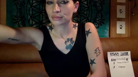 ariel  colin when hes here online show from 12.30.24