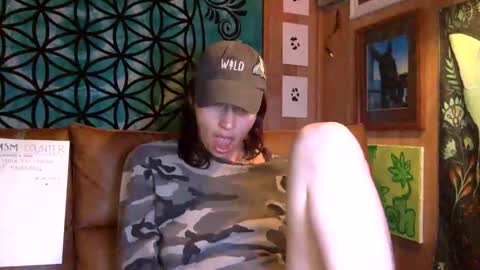 ariel  colin when hes here online show from 01.05.25