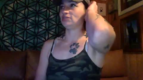 ariel  colin when hes here online show from 01.09.25