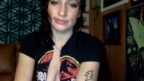 ariel  colin when hes here online show from 01.11.25