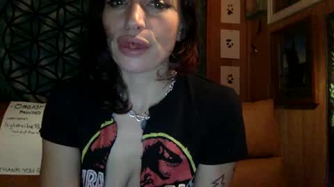 ariel  colin when hes here online show from 01.11.25