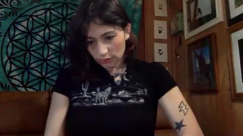 ariel  colin when hes here online show from 03.10.25