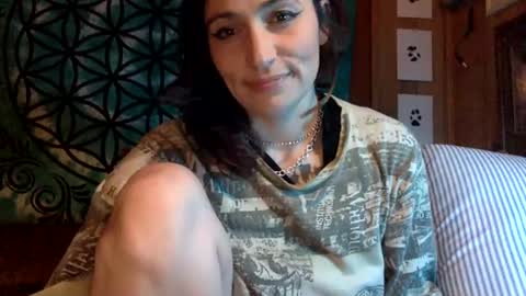 ariel  colin when hes here online show from 03.11.25