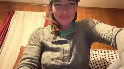 ariel  colin when hes here online show from 09.21.25