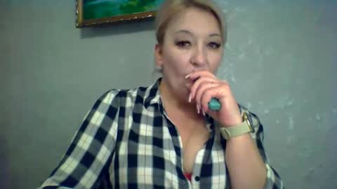 ArielXLoveresss online show from 11.08.25