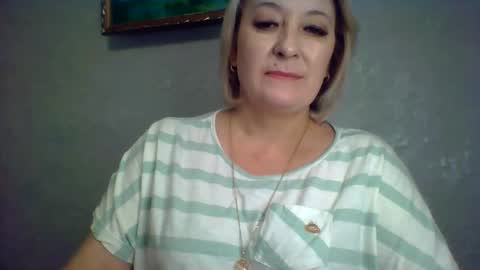ArielXLoveresss online show from 11.16.25