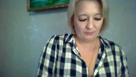 ArielXLoveresss online show from 11.24.25