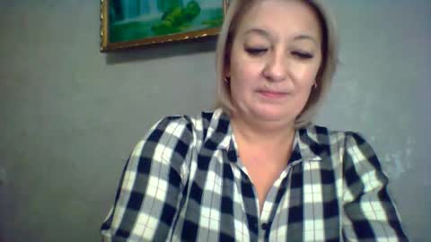 ArielXLoveresss online show from 11.28.25