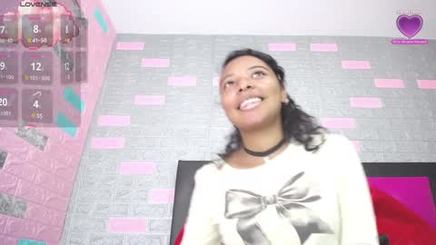 Snapshot of arietta_ chatting on 12.29.24 ARIETTA online show from 12.29.24