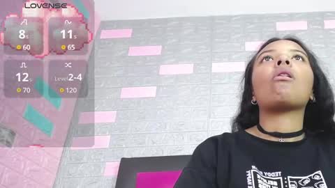 Snapshot of arietta_ chatting on 02.11.25 ARIETTA online show from 02.11.25