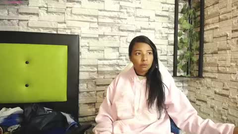 Snapshot of arietta_ chatting on 03.01.25 ARIETTA online show from 03.01.25