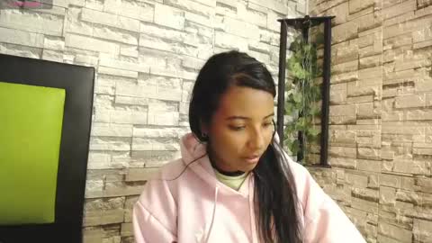 Snapshot of arietta_ chatting on 03.01.25 ARIETTA online show from 03.01.25