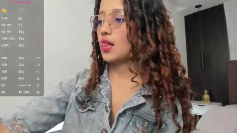 Snapshot of arihsay_evans chatting on 03.09.25 Arihsay Evans online show from 03.09.25