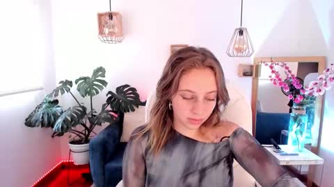 Ari  online show from 01.10.25