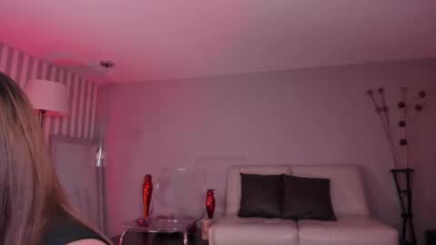  Arianna  online show from 12.27.24