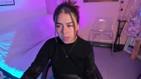  Arianna  online show from 09.25.25