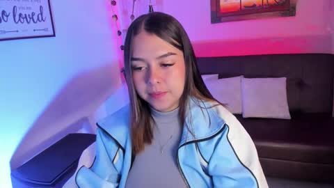  Arianna  online show from 10.29.25