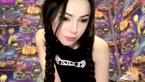 Arinka online show from 12.20.24
