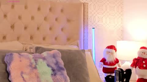 Ari Robert online show from 11.21.25