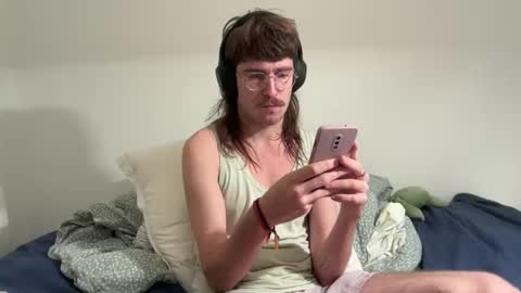 Ariste online show from 10.19.25