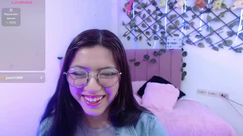 Snapshot of arizbeth_johansson chatting on 11.12.25 arizbeth_johansson online show from 11.12.25