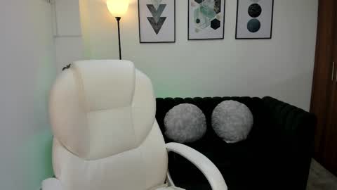 Snapshot of arizona_musee chatting on 03.12.25 Arizona online show from 03.12.25