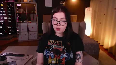 Astrid online show from 02.21.25