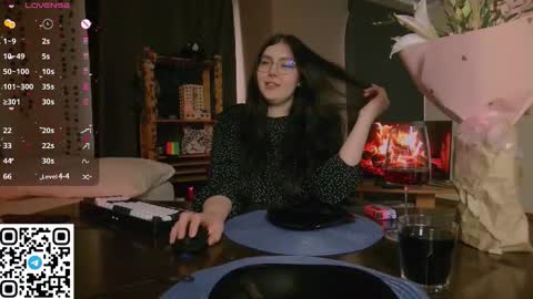 Snapshot of arizonaa_muse chatting on 02.14.26 Astrid online show from 02.14.26