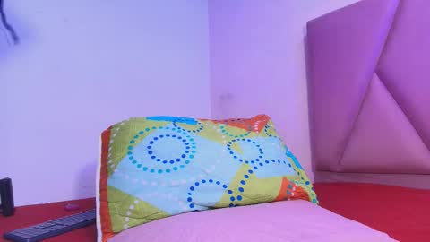 Snapshot of arleth_1 chatting on 10.16.25 Arleth online show from 10.16.25