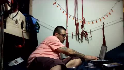 armstrong1718 online show from 11.20.25