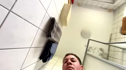 armyskater32 online show from 11.18.25