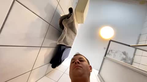 armyskater32 online show from 11.26.25