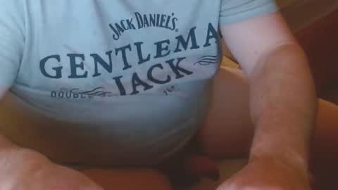 Snapshot of arnie12 chatting on 10.30.25 Arnie online show from 10.30.25